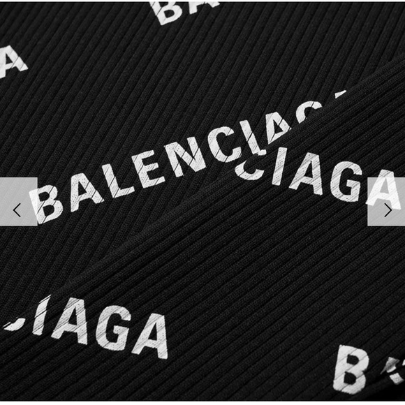 Balenciaga logo hooded turtleneck size XL - Picture 5 of 7